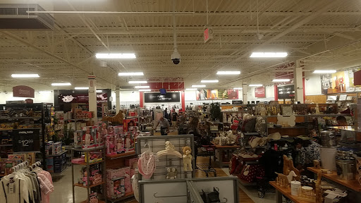 Department Store «HomeGoods», reviews and photos, 8213 Cooper Creek Blvd, Bradenton, FL 34201, USA