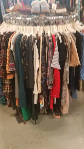 Used Clothing Store «Buffalo Exchange Charlotte», reviews and photos, 1521 Central Ave, Charlotte, NC 28205, USA