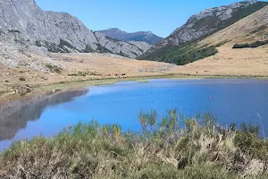 Lago Ausente image