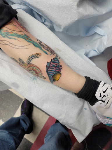 Tattoo Shop «Artistry In Motion», reviews and photos, 230 E Walnut St, North Vernon, IN 47265, USA