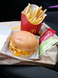 Cheeseburger du Restauration rapide McDonald's à La Francheville - n°5