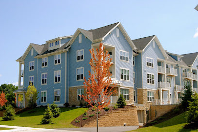 Delafield Woods Apartments