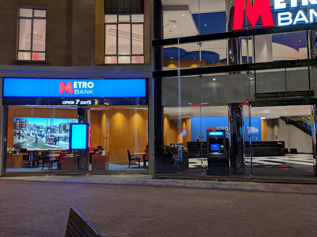 Comments and reviews of Metro Bank