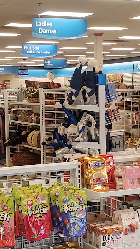 Clothing Store «Ross Dress for Less», reviews and photos, 2128 N 2nd St, Millville, NJ 08332, USA