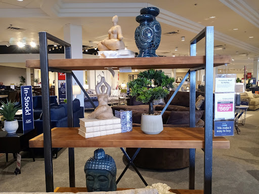 Furniture Store «Gardner-White Furniture», reviews and photos, 4400 E 14 Mile Rd, Warren, MI 48092, USA