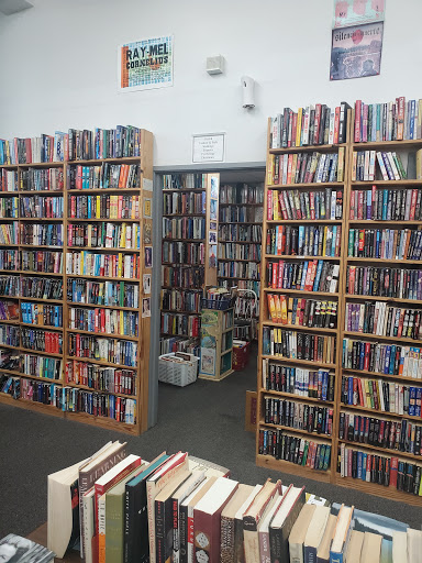 Used Book Store «Lucky Dog Books», reviews and photos, 911 W Jefferson Blvd, Dallas, TX 75208, USA