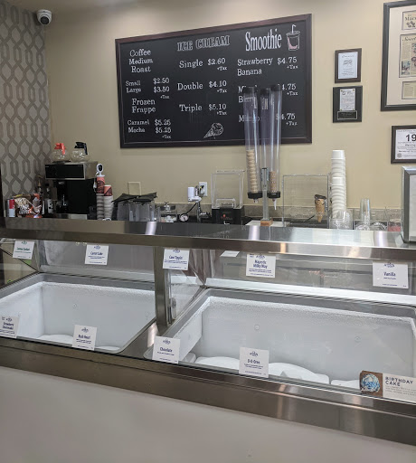 Candy Store «Champagne Chocolates LLC», reviews and photos, 65 Macomb Pl #E, Mt Clemens, MI 48043, USA