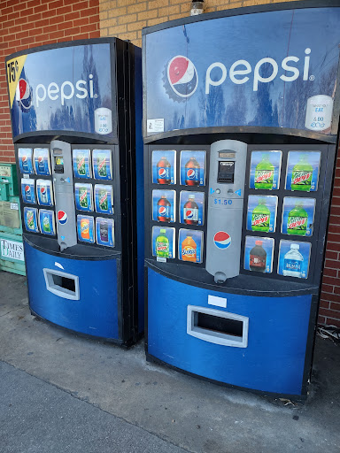 Supermarket «Foodland», reviews and photos, 103 W 1st St, Tuscumbia, AL 35674, USA