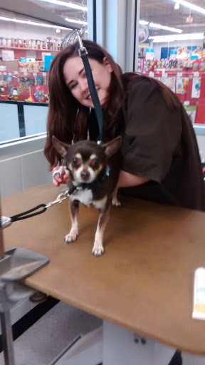 Pet Supply Store «Petco Animal Supplies», reviews and photos, 200 Edwards Blvd b, Lake Geneva, WI 53147, USA