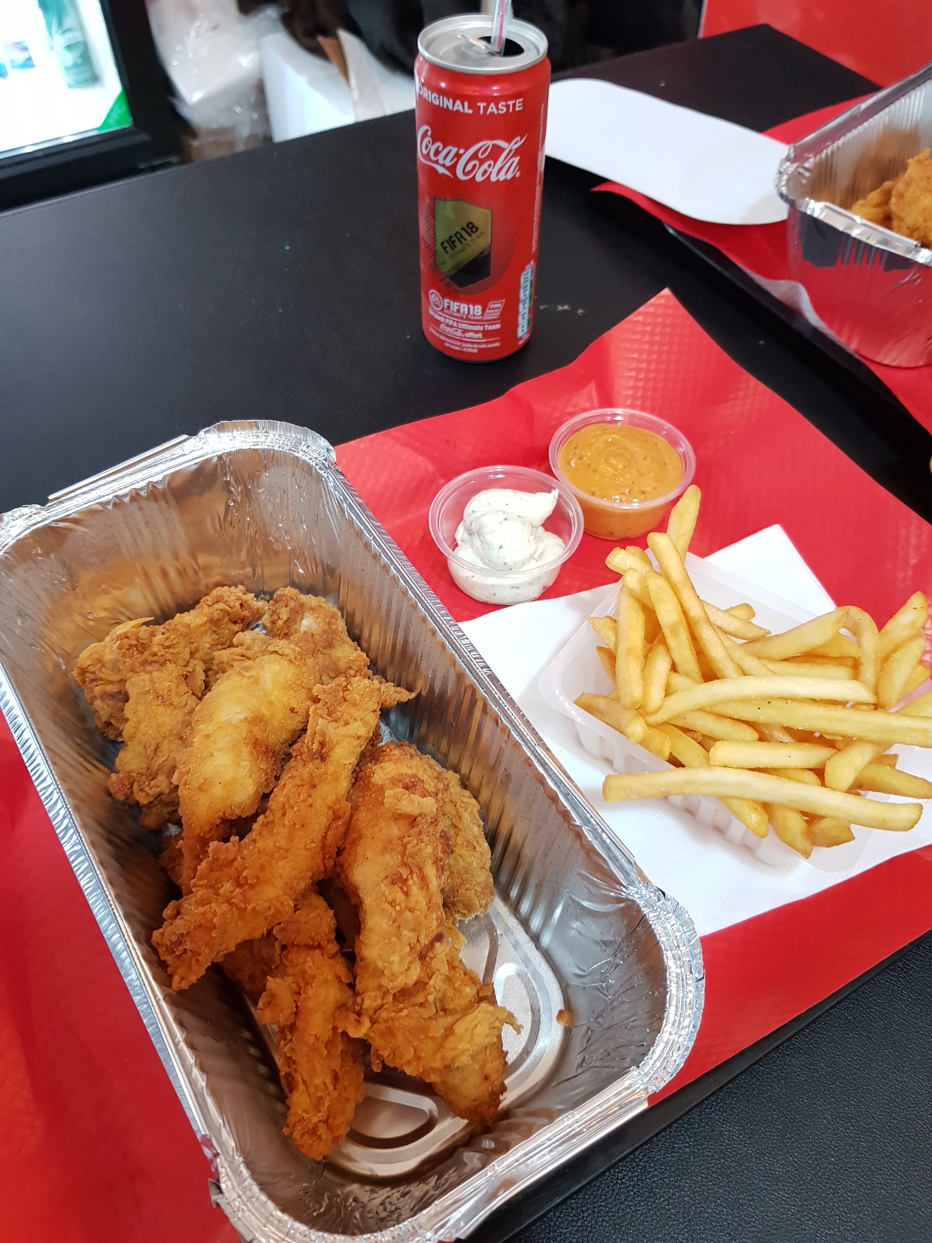 Photo n° 2 de l'avis de Faten.a fait le 15/09/2018 à 10:30