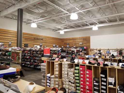 DSW Designer Shoe Warehouse