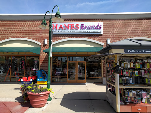 Lingerie Store «Hanes», reviews and photos, 820 W Stacy Rd #160, Allen, TX 75013, USA
