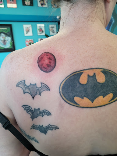 Explore hen tattoo ideas, creative tattoo ideas in Crystal City, available at Estro Ink