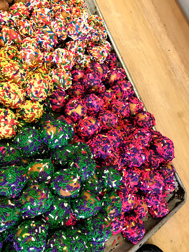 Donut Shop «Yum Yum Donuts», reviews and photos, 5454 Orangethorpe Ave, La Palma, CA 90623, USA