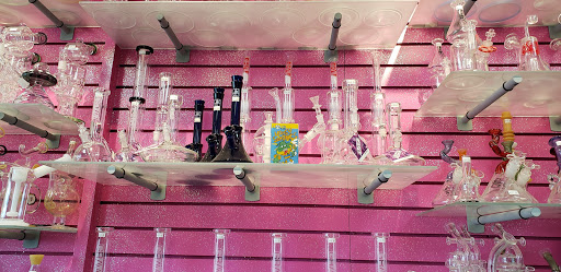 Tobacco Shop «Up In Smoke - Surfside», reviews and photos, 325 US-17 BUS, Surfside Beach, SC 29575, USA