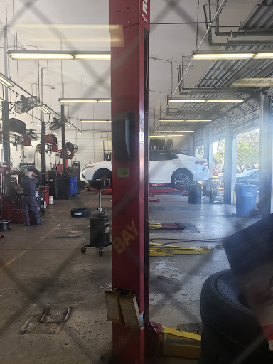 Tire Shop «Tires Plus», reviews and photos, 5710 NW 183rd St, Hialeah, FL 33015, USA