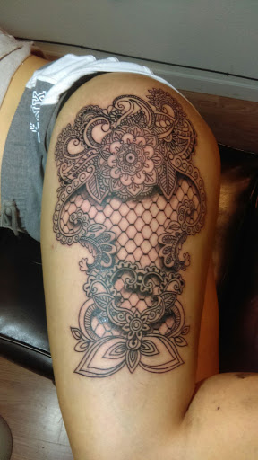 Tattoo Shop «Stay Fresh Tattoo», reviews and photos, 10241 Bridgeport Way SW, Lakewood, WA 98499, USA