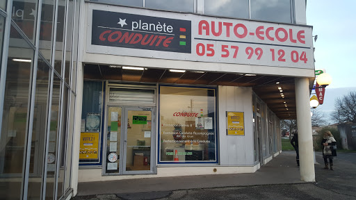 Planète Conduite à Villenave-d'Ornon, Gironde