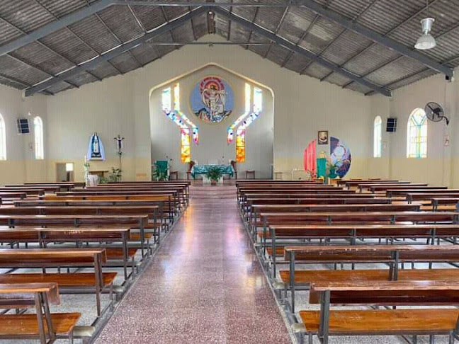 Opiniones de Iglesia Católica Santísima Trinidad - Leonidas Proaño en Manta - Iglesia
