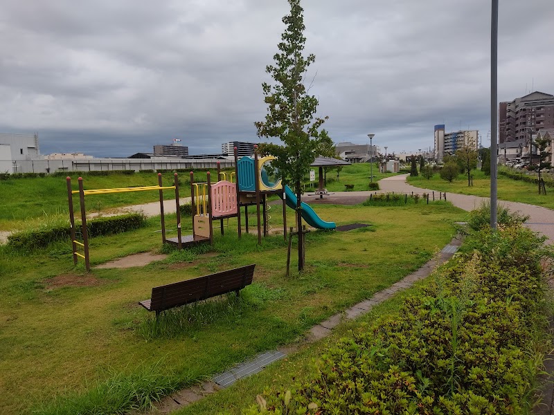 新川西部浄化センター緑地