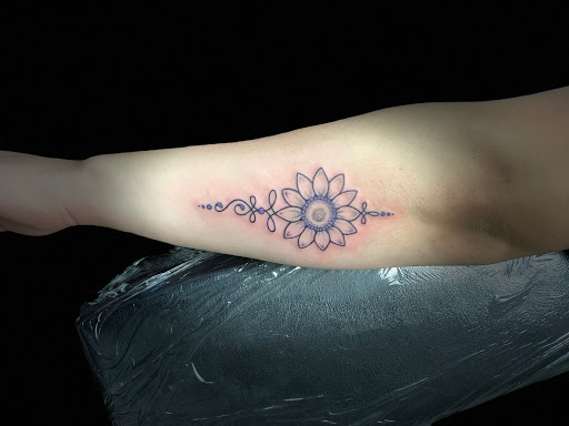 Explore belly button tattoos ideas, creative tattoo ideas in Amarillo, available at Tattoo Spa LLC