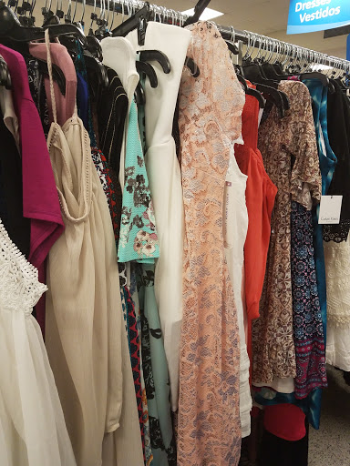 Clothing Store «Ross Dress for Less», reviews and photos, 6298 Seven Corners Center, Falls Church, VA 22044, USA