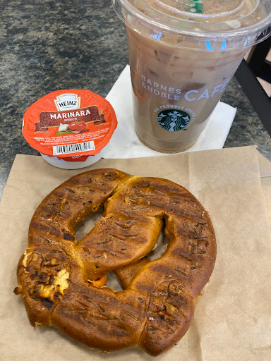 Book Store «Barnes & Noble», reviews and photos, 8029 Kingston Pike, Knoxville, TN 37919, USA