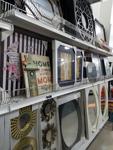 Thrift Store «Goodwill Crystal River Store Crystal River Plaza», reviews and photos