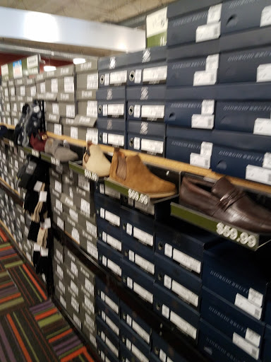 Clothing Store «K&G Fashion Superstore», reviews and photos, 2535 95th St, Evergreen Park, IL 60805, USA