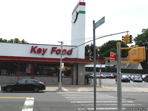 Key Food Marketplace, 450 Forest Ave, Staten Island, NY 10301, USA, 