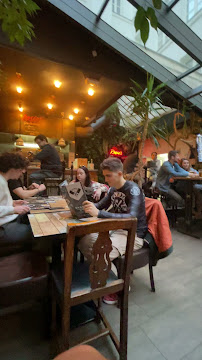 Atmosphère du Restaurant Rosie's Smokehouse BBQ à Paris - n°16