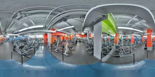 Gym «Blink Fitness Parkchester», reviews and photos, 1380 Metropolitan Ave, Bronx, NY 10462, USA