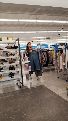 Clothing Store «Ross Dress for Less», reviews and photos, 1900 McLoughlin Blvd, Oregon City, OR 97045, USA