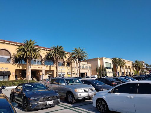 Shopping Mall «Fashion Island», reviews and photos, 401 Newport Center Dr, Newport Beach, CA 92660, USA