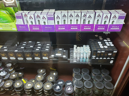 Tobacco Shop «Hazel Sky Smoke Shop San Pedro», reviews and photos, 7071 San Pedro Ave, San Antonio, TX 78216, USA