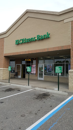 Citizens Bank Supermarket Branch in Shelby Charter Twp, Michigan