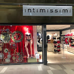 Photo n°13 de l'avis de handsfly.a fait le 08/12/2021 à 12:52 sur le  Centro Commerciale Vialarga à Bologna