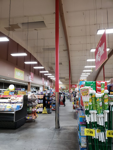 Grocery Store «Grocery Outlet Bargain Market», reviews and photos, 1125 W Main St, Merced, CA 95340, USA