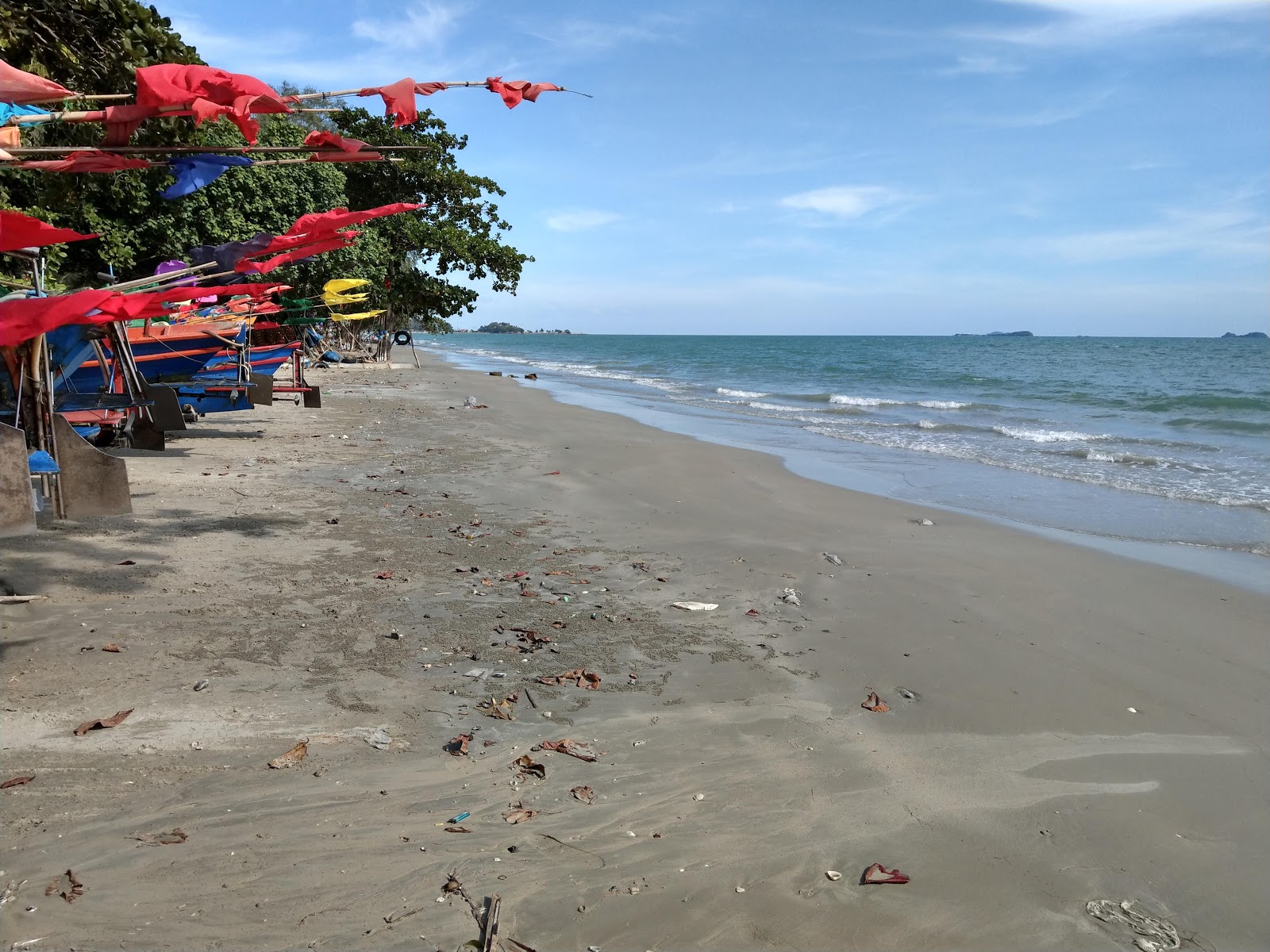 Foto von Suan Son Beach mit beiger sand Oberfläche