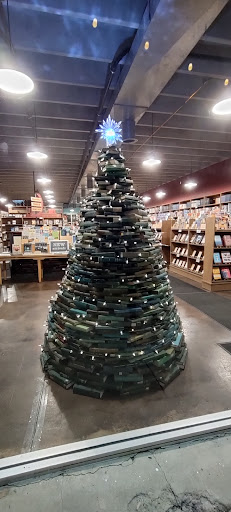 Used Book Store «Pioneer Bookstore», reviews and photos, 450 Center St, Provo, UT 84601, USA