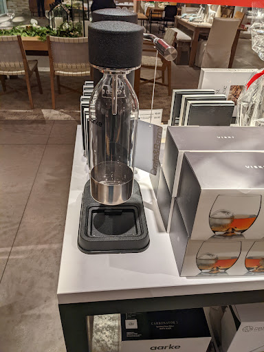 Furniture Store «Crate and Barrel», reviews and photos, 4589 La Jolla Village Dr, San Diego, CA 92122, USA