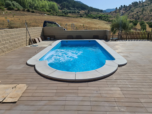puertas automaticas Piscinas Poliester Del Sur en Porcuna