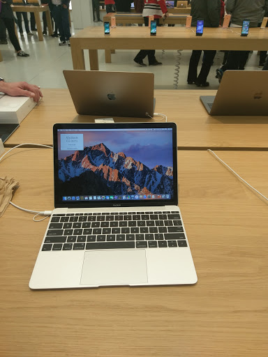 Computer Store «Apple The Fashion Mall at Keystone», reviews and photos, 8702 Keystone Crossing, Indianapolis, IN 46240, USA