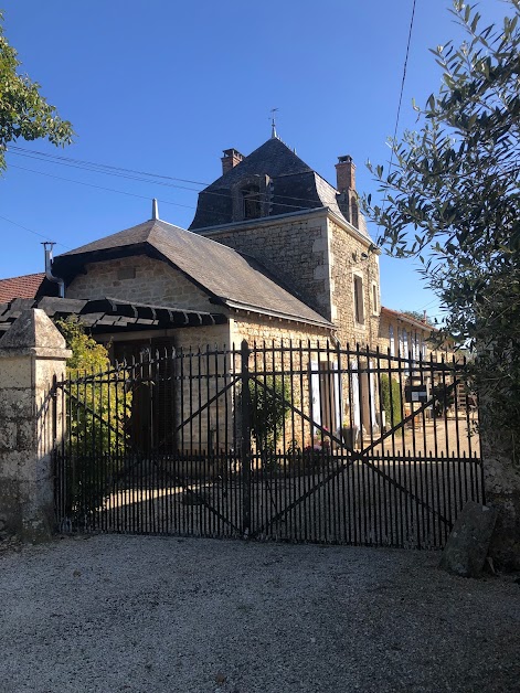 L.Olivier Gite à Lizant (Vienne 86)