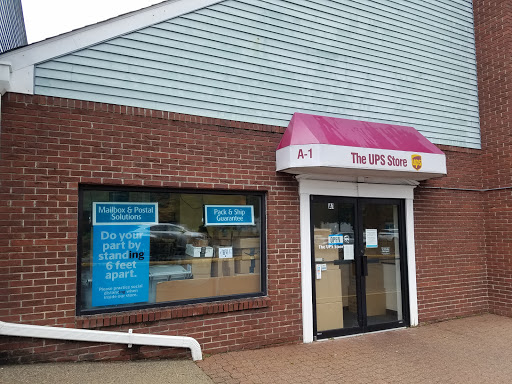 Shipping and Mailing Service «The UPS Store», reviews and photos, 570 Piermont Rd, Closter, NJ 07624, USA