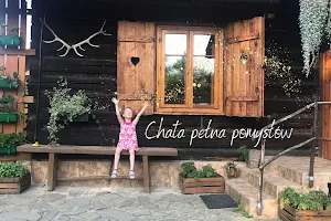 Chata Pełna Pomysłów image