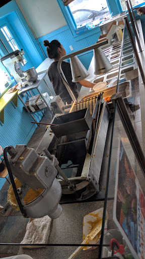 Donut Shop «Top That! Donuts», reviews and photos, 210 Ocean Ave, Point Pleasant Beach, NJ 08742, USA