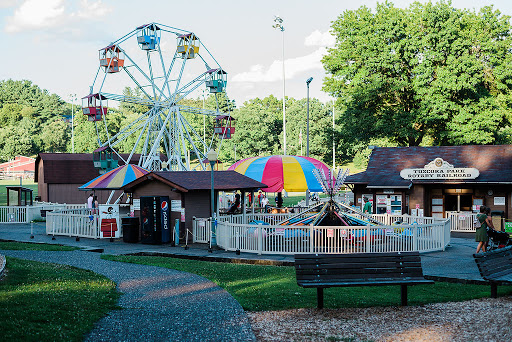 Park «Tuscora Park», reviews and photos, 161 Tuscora Ave NW, New Philadelphia, OH 44663, USA