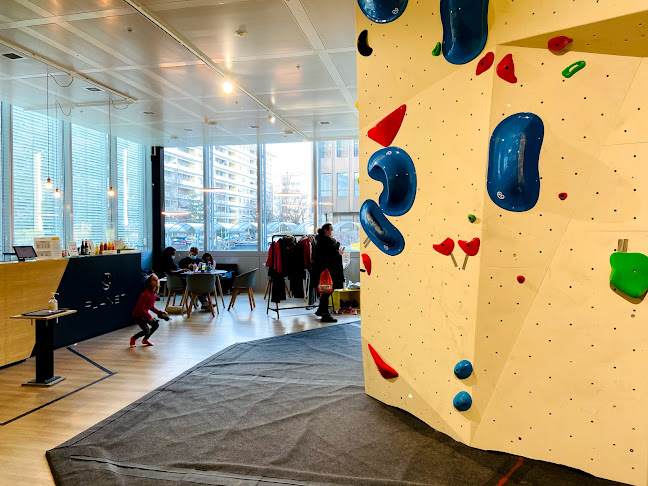 Planet Climbing - Lancy