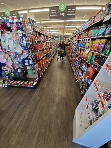 Pet Supply Store «Pet Supplies Plus», reviews and photos, 5557 Durand Ave, Racine, WI 53406, USA